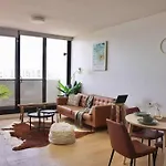 Fantastic Waterview 1 Bedroom Apt For 4 Sleeps