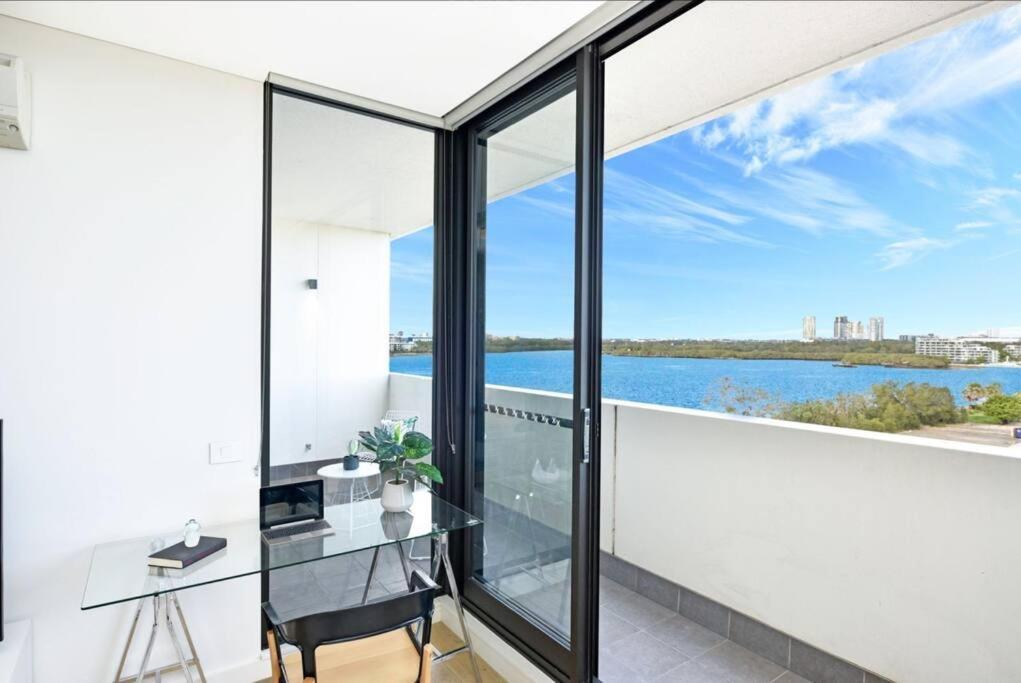 Apartment Fantastic Waterview 1 Bedroom For 4 Sleeps *